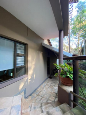 Comfortable Spacious Garden Cottage